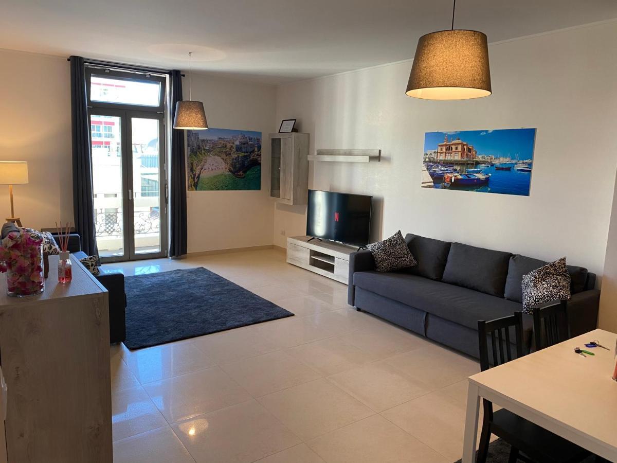 Berga Exclusive 4 Apartament Bari